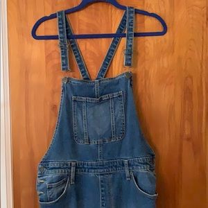 Universal thread brand overalls